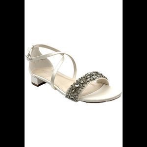 Paradox London Women's Elyse Ankle Strap Satin Sandals Ivory - Medium